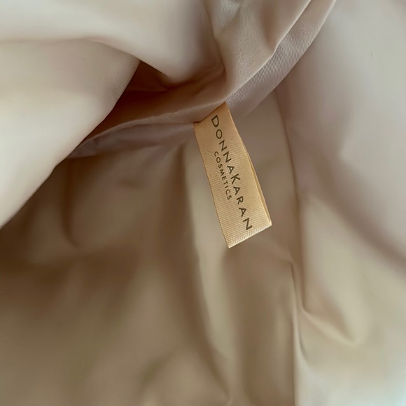 Donna Karan Tote Bag - Picture 4 of 7